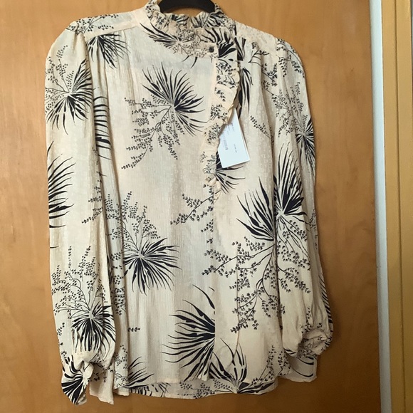 BA&SH Nude /light pearl peach-beige-with floral black design long sleeves size L - Picture 5 of 5